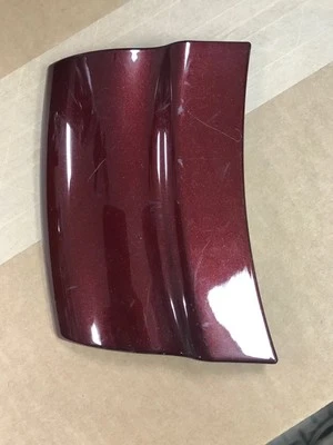 Painel protetor de cinto Harley Davidson Rocker C FXCW vermelho carmesim Deluxe 60380-08 - Imagem 1 de 4