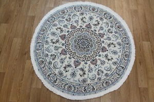 ROUND PERSIAN NAIN RUG, WOOL AND SILK, ELEGANT FLORAL DESIGN 115 X 115 CM  - Picture 1 of 12