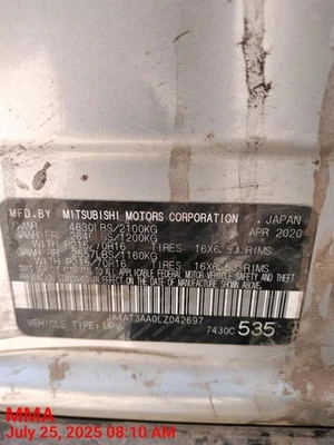 SLV RIGHT FENDER 5220L038 2018-2020 MITSUBISHI ECLIPSCRS - Изображение 1 из 4