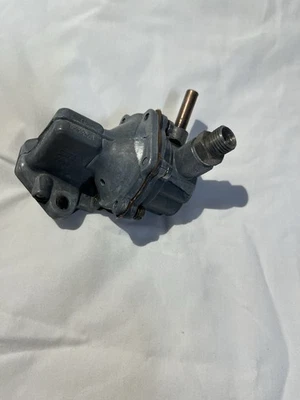 Bomba de combustible de repuesto Mercedes-Benz 190SL M121 220 M180 Foto 1 de 4