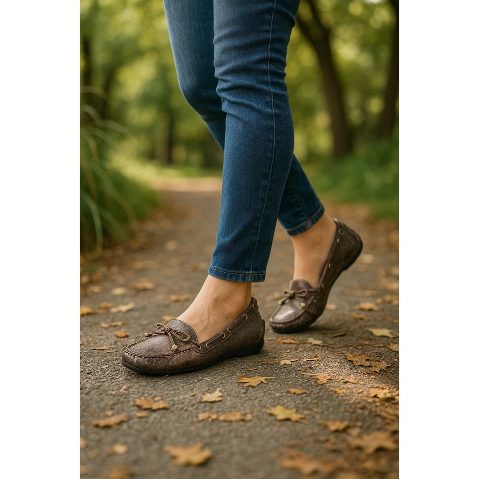 Mocasín para mujer Clarks Artisan Dunbar Cruiser de cuero bronce talla 9 Foto 1 de 4