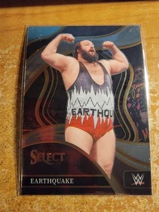 2024 Panini Select WWE - Ringside Earthquake #272 - Bild 1 von 1