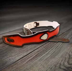 Stingray Blood Bath Guitar Strap - Picture 1 of 9
