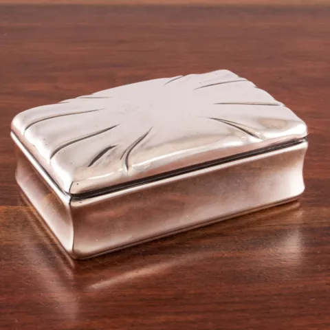 F W QUIST GERMAN ART NOUVEAU STERLING SILVER CIGARETTE BOX NO MONOGRAM Cover