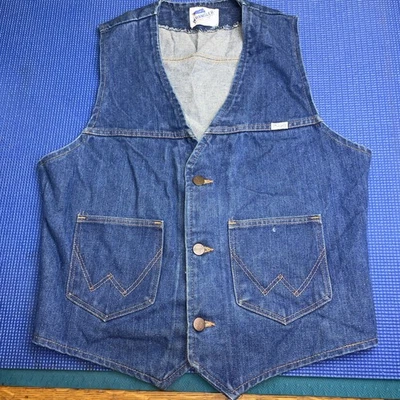 Vintage Wrangler Denim Vest Mens M Blue No-Fault Western Cowboy Made In USA 80s - Image 1 of 4