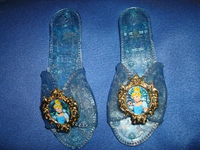 Disney Princess Cinderella Slipper Dress Up  Shoes - Girl's Small 7 inches long - Image 1 of 4