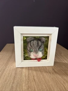 Handmade needlefelted framed Grey Tabby Cat - Picture 1 of 5