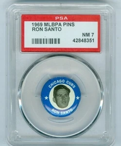 1969 MLBPA Pins Ron Santo PSA 7 - Picture 1 of 2