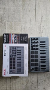 AKAI MPK MINI MK3 Tastiera Midi 25 + Pad Knob X Ableton Logic FL Cubase Mac Pc - Foto 1 di 1