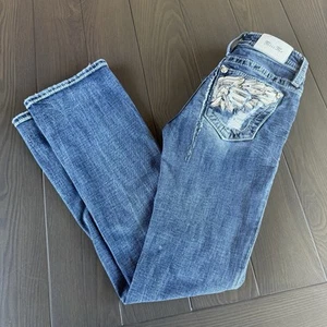 Miss Me Jeans Mid Rise Bootcut Damen 24x32 blau verziert Stretch Denim LESEN - Bild 1 von 20