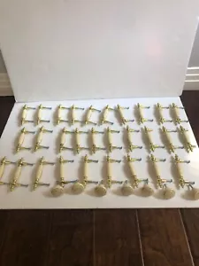 Set di maniglie e manopole per porte vintage in porcellana - Foto 1 di 3