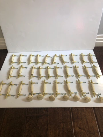Set Of Vintage Porcelain Door Handles And Knobs Cover