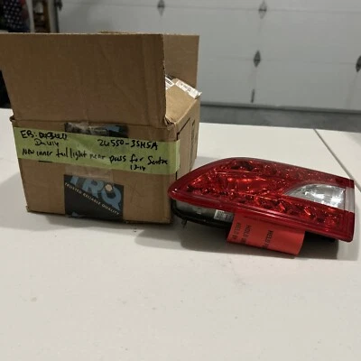 Luz trasera tapa maletero interior luz trasera para pasajero derecho Nissan Sentra 13-15 Foto 1 de 3