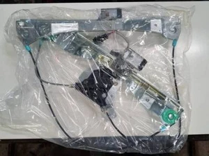 Power Window Motor with Regulator Assembly GM 88875763 Front Left ACDelco 11A429 - Picture 1 of 2