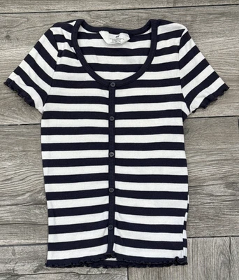 Top H&M Niñas Manga Corta Acanalado Gris y Blanco Rayas Imitación Botones Talla 16/18 Foto 1 de 4