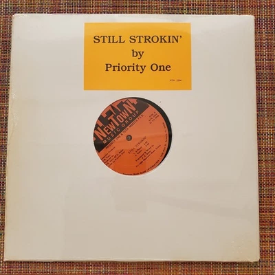 PRIORITY ONE &  TECH MASTER P.E.B. - Still Strokin' / HIP HOP 12" SINGLE SEALED - Image 1 of 2