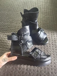 Buckle Slouch Platform Sandals Sz 9 - Picture 1 of 9