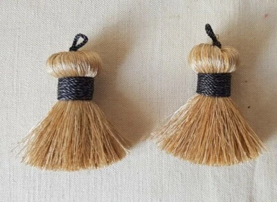 1 par de borlas grandes color dorado hilo gris ref 158pptd Foto 1 de 3