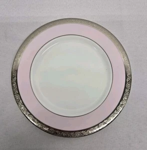 MARY KAY Piatto Pane di Ricambio in Porcellana Platino Rosa 40° Anniversario 6,5” - Foto 1 di 4