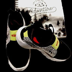 Nike Flex Runner 2 JP PSV Black White Slip On Running DV300-001 US seller