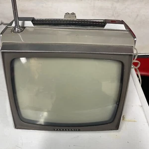 PANASONIC MITEY-9u Mini Television Vintage - Picture 1 of 6