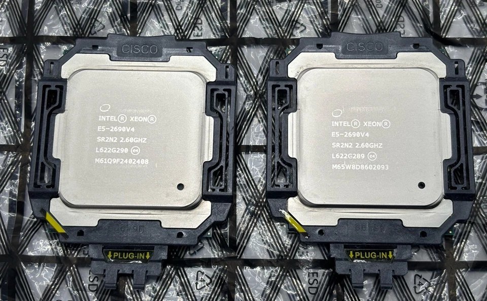 Matched Pair - Intel Xeon E5-2690 v4 2.6GHz 14-Core 135W LGA2011-3 CPU SR2N2 - Image 1 of 1