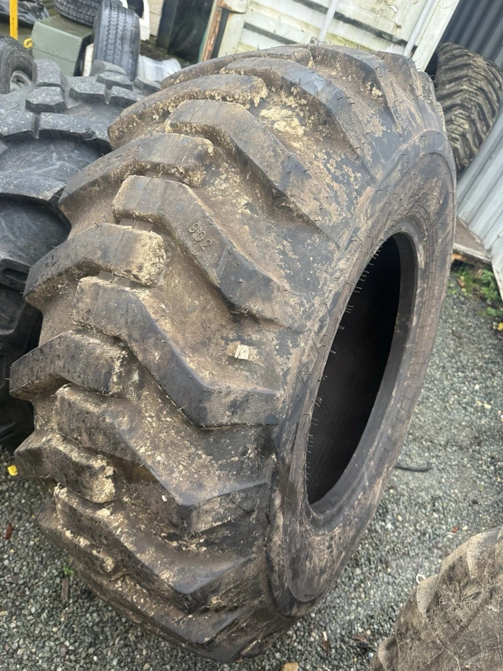 17.5-25 Alliance 306 Industrial Telehandler Tyre - Image 1 of 4