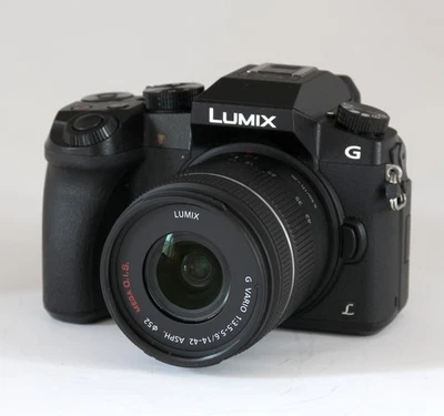 Panasonic Lumix DMC-G70 Kit 14-42mm - Zustand - Sehr gut - Bild 1 von 2