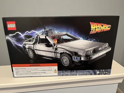 LEGO Icons: Back to the Future Time Machine (10300) - Image 1 of 2