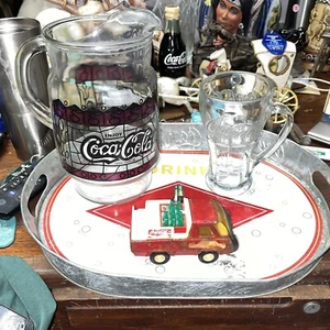 Vintage Coca'Cola Tiffany Stil Buntglas Krug-mit Retro Tablett, LibbyMug, & ToyTruck - Bild 1 von 7