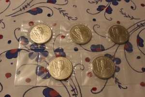 First Men On the Moon $5 Coins (5)-Marshall Islands 1989+Stamps f/1989-Beautiful - Picture 1 of 9