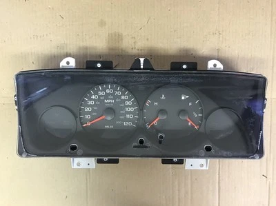 05 DODGE NEON SPEEDOMETER W/141K MILES - Image 1 of 4