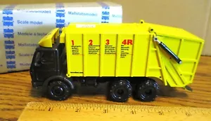 Conrad 3043 Mercedes Schorling 4R Garbage Trash Truck Toy 1/50 Rear Load Yellow - Picture 1 of 11