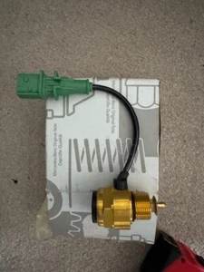 New Genuine Mercedes Axor Actros Condensation Switch Condensed Water A0095450524 - Picture 1 of 1