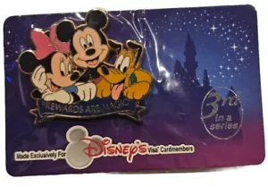 Disney Visa Cardmember Rewards Are Magic Mickey Minnie Pluto Pin 28456 - Picture 1 of 2