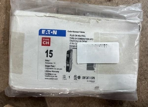 Interruptor automático Eaton CHFCAF115PN CH AFCI, 15 A, 10 kAIC, monopolo, 120/240 V - Imagen 1 de 2