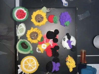 Llaveros de ganchillo hechos a mano con lindo dije colgante Foto 1 de 4