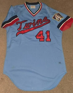 Camiseta deportiva emitida por el equipo Wilson Salesman 1983 Tom Kelly #41 Minnesota Twins 42 - Imagen 1 de 7