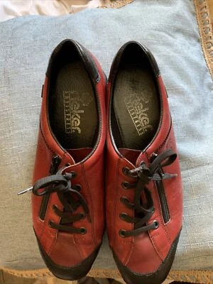 Zapatos informales Rieker para mujer de cuero rojo, talla: 7 EU #JC11-5 Foto 1 de 4