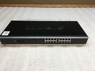 Linksys EF3116 Instant EtherFast Series 3116 16-Port 10/100 Ethernet Switch - Image 1 of 4