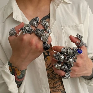 16 Rings Per Set for Men Skull Punk Finger Ring Retro Ghost Costume Prop Jewelry - Picture 1 of 16