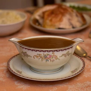 Vintage 1950s Occupied Japan Gravy Boat with Under Plate Victorian Floral China - Picture 1 of 7