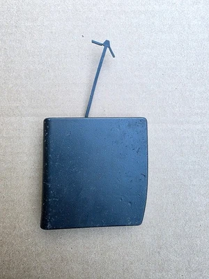 Nissan Rogue Sport 2017-2019 tapa de ojo de remolque delantera BMP fabricante de equipos originales 622A06Ma0H Foto 1 de 4