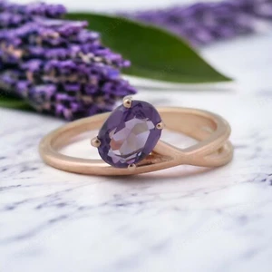 14k Rose Gold 8X6 Oval Cut Natural Alexandrite Solitaire Women Handmade Ring - Picture 1 of 4