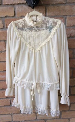 VTG 70s Cream 2 Pc Skirt Set Juniors Sz 5 XS/S Victorian Bride Wedding FLAWS - Image 1 of 4