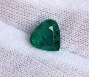 Natural Zambian Emerald Heart Shape Untreated Unheated Loose Gemstone 2.15 Ct - Picture 1 of 6