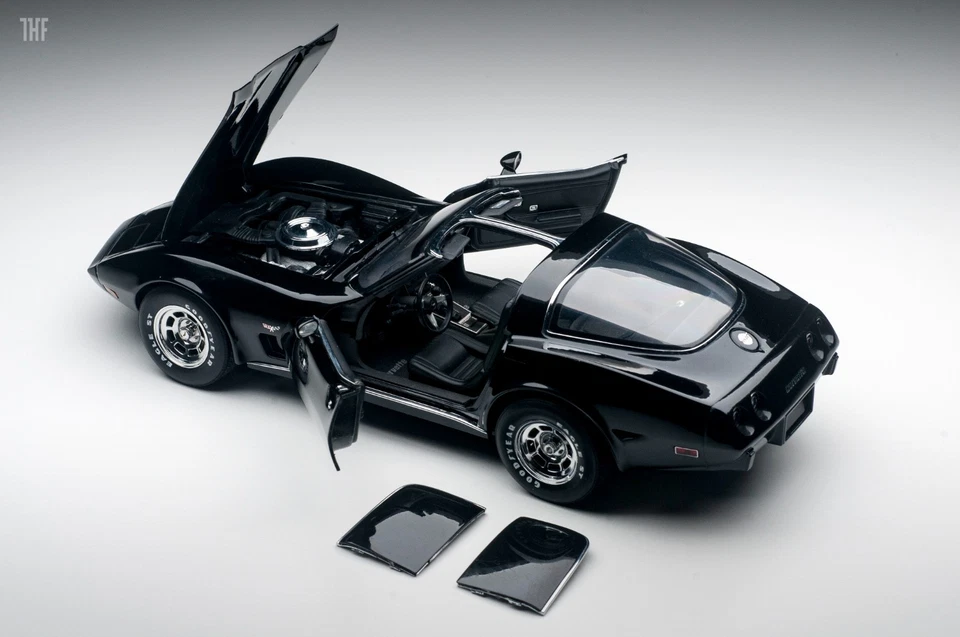 1/18 UT Chevrolet Corvette C3 Coupe 1978*DEFECT AS IS no Box - Immagine 1 di 4