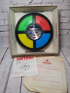 Vintage Simon Game 1978 Milton Bradley Tested Working Original - Picture 1 of 3