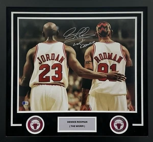 Dennis Rodman Signed Autographed Bulls 16x20 Photo Custom Framed Beckett COA - Picture 1 of 1