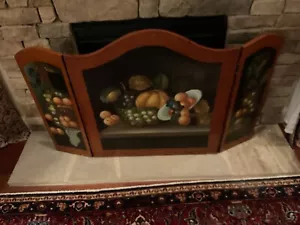 VTG SOLID WOOD FOLDING FIREPLACE SCREEN - HAND PAINTED TOLE FRUIT DESIGN - Picture 1 of 7
